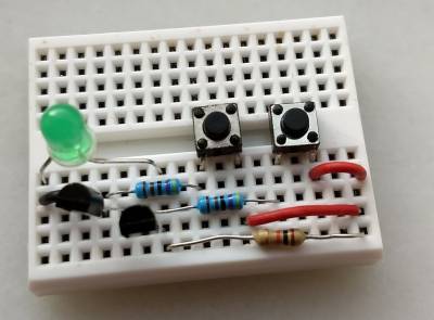 transistornand.jpg transistornand.jpg