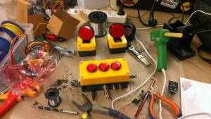 Caja a medio terminar Caja a medio terminar