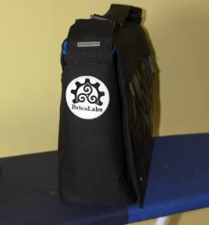 Un parche de BricoLabs. Un parche de BricoLabs.